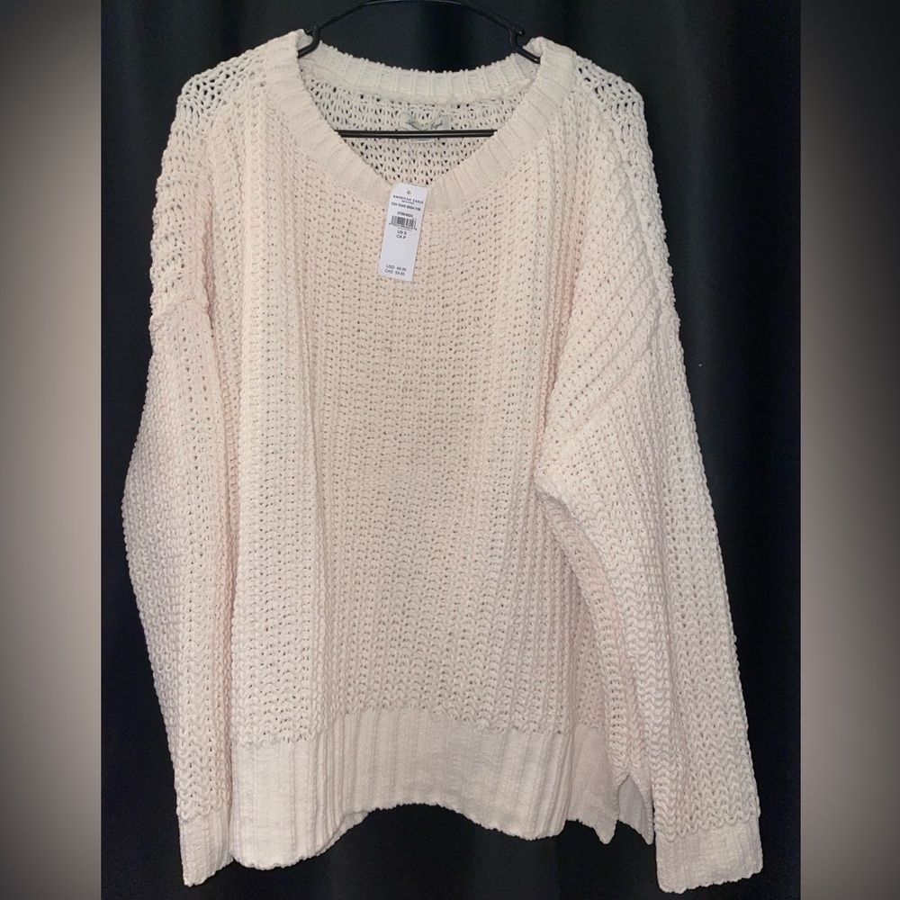 American Eagle Oversized Crewneck Cream Sweater